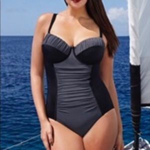 NWT Swimsuits for all black/grey size 16 sexy adjustable flattering rouched